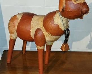 animal / sheep made of gourds
