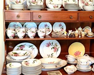 Se-Yei Peking Rose China ~ 98 pcs.