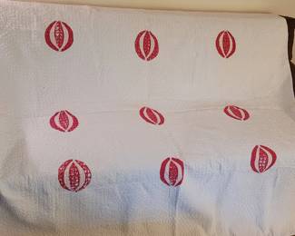 Red / wgite balls quilt (worn fabric) 72" x 74"
