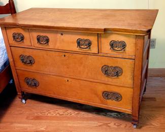 Birdseye maple 5 drawer dresser