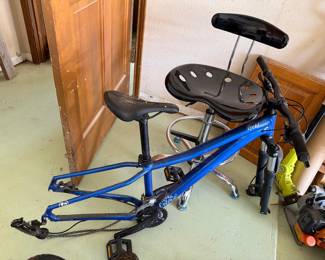 Rockhopper bicycle - needs assemblyv