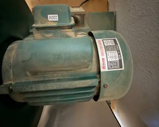 Grizzly G- 1029 Dust Collector   Remote Starter system 1550CFM 2hp Motor