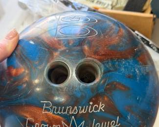 Brunswick Crown Jewel Bowling Ball 