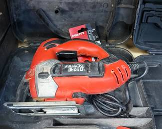 Black and Decker JS600 electric jigsaw 