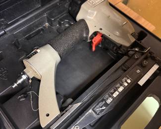 Porter and Cable Brad Nailer 