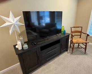 50 TCL Roku TV