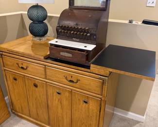 Drexel Mid-century Hollywood regency sideboard
