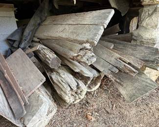 Reclaimed Wood Pieces
