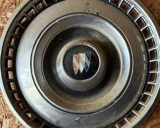 Vintage 1967-1968 Buick Skylark Special LeSabre Hubcap