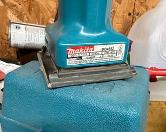 Makita BO4552 Finishing Sander