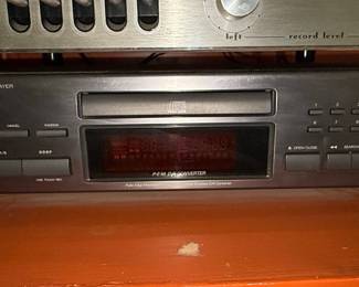 JVC XL-V161TN Compact Disc Player