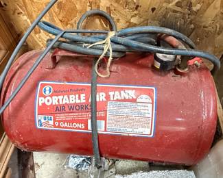 Midwest Products 9 Gallon Portable Air Tank