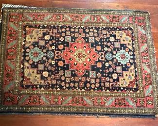 Persian Hamadan Style Geometric Medallion Rug