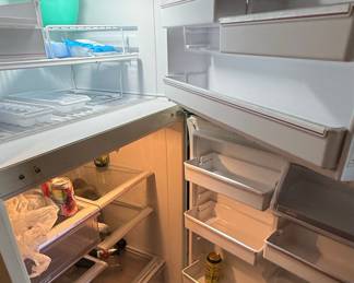 Amana "Free-O-Frost" Refrigerator/Freezer