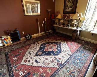 Washable Area Rug & Lamps