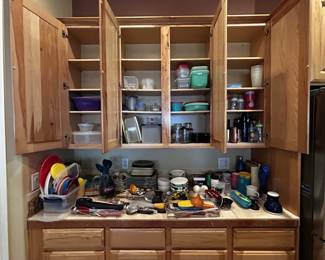 Kitchen dishes