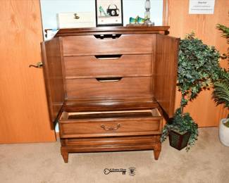 029Some Highlights N Aurora Estate Sale