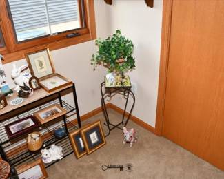 464Bedroom A