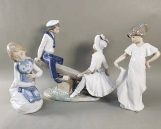 064 Lot 316 3 LLADRO porcelain figurines