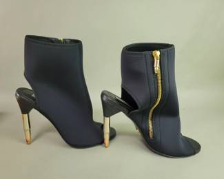 Lot # : 414 - Krueger London women's heeled shoes