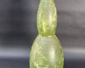 079 Lot 384 Midcentury spaghetti string art glass vase