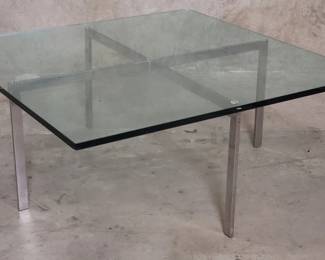 Lot # : 88 - Mies van der Rohe Tugendhat-style coffee table with glass top