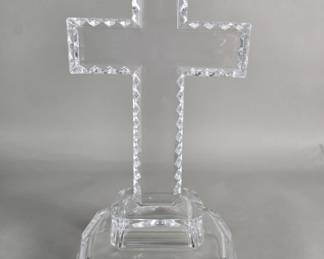 Lot # : 33 - Vintage Cristal D'Arques cross