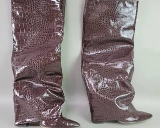 Lot # : 422 - Synthetic upper fabric linning women's boots