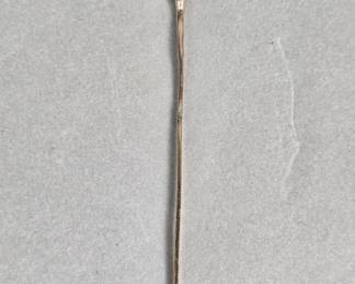 Lot # : 106 - 10k gold and opal stick pin