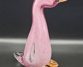149 Lot 451hu Handblown pink and orange art glass goose