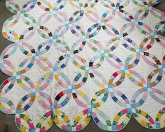 194 Lot 479 Vintage patchwork quilt