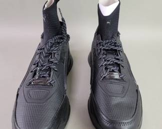 Lot # : 421 - Puma tennis shoes