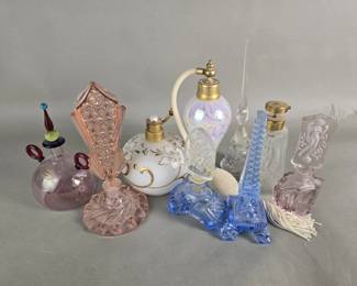 Lot # : 349 - Group of vintage crystal and glass perfume