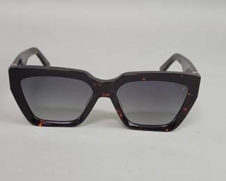 Lot # : 397 - Chillibeans sun glasses with case