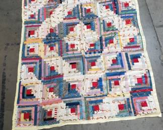 190 Lot 442 Vintage patchwork quilt