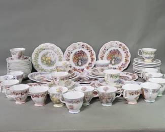 008 Lot 528 Royal Doulton A series of four seasons