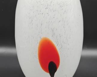 146 Lot 369h Handblown speckled art glass vase