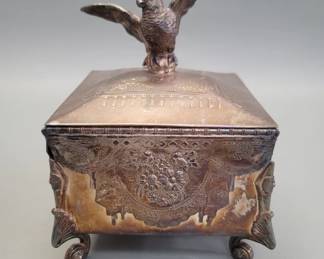 Lot # : 329 - Meriden Company silver plate figural footed trinket box