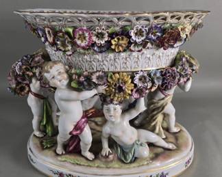 044 Lot 32 Von Schierholz porcelain center piece bowl