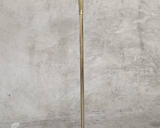 059 Lot 537 Hollywood Regency Stiffel brass and metal