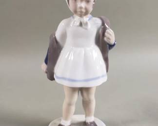 Lot # : 9 - Bing & Grondahl Copenhagen "Miss Charming" figurine