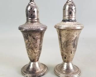 170 Lot 62 Vintage sterling silver glass lined salt and