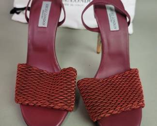 Lot # : 412 - Krueger London women's heeled shoes
