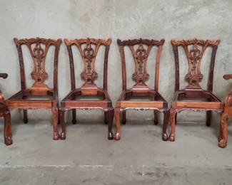 Lot # : 150 - Group of chippendale-style mahogany child's dining chairs