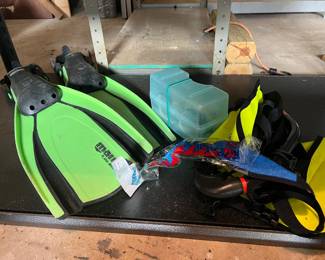 Scuba equipment