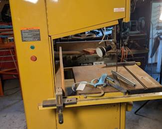 Powermatic Band Saw