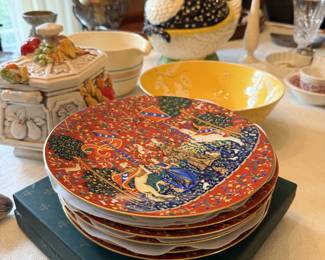 French Limoges Robert Haviland & C. Parlon Set of 1-6 Plates with the Book