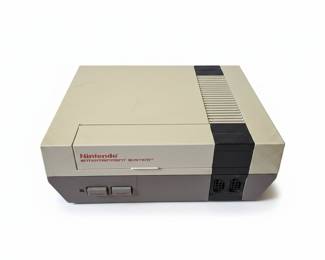 Nintendo Entertainment System (NES) - Model "toaster"
