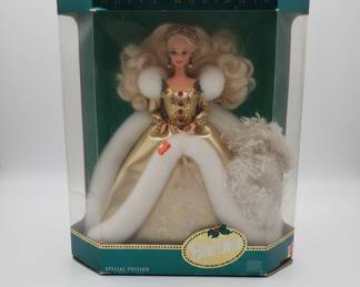 Barbie 1994 Happy Holidays Special Edition Doll