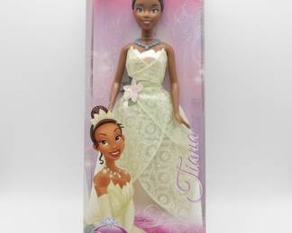 Disney Princess Sparkling Princess Tiana Doll